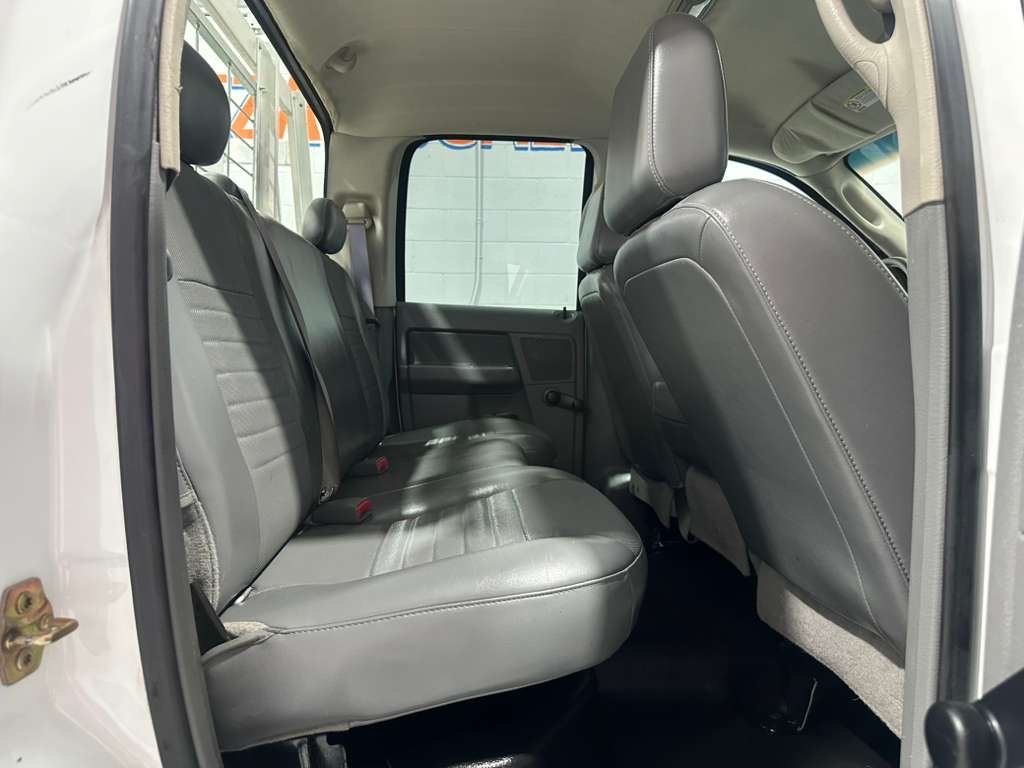 Dodge Ram 3500 Quad Cab 2WD 2007 Dodge Ram 3500 Quad Cab 2WD 2007
