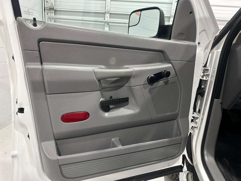 Dodge Ram 3500 Quad Cab 2WD 2007 Dodge Ram 3500 Quad Cab 2WD 2007