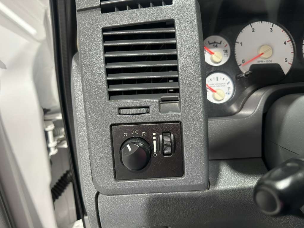 Dodge Ram 3500 Quad Cab 2WD 2007 Dodge Ram 3500 Quad Cab 2WD 2007