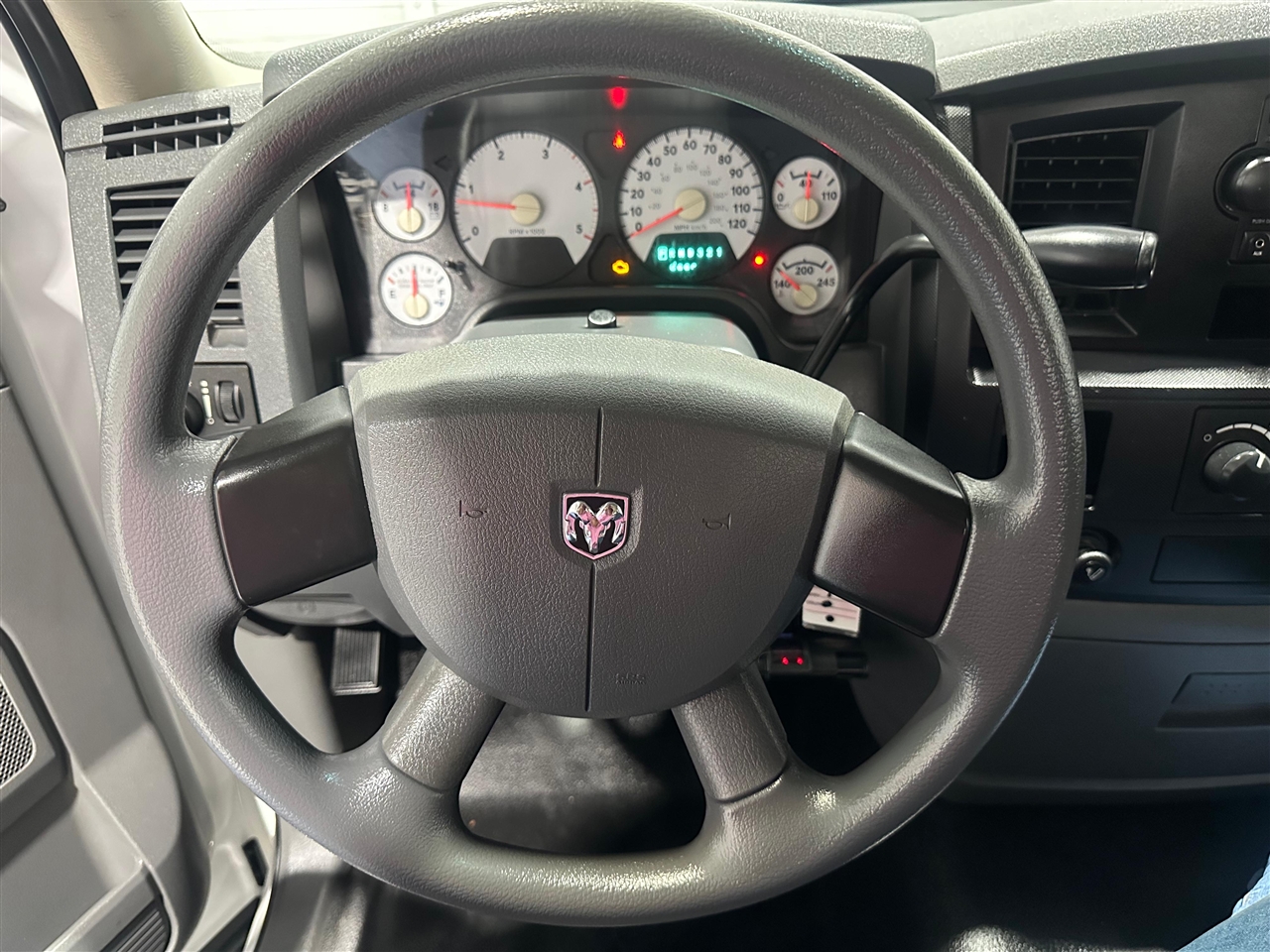 Dodge Ram 3500 Quad Cab 2WD 2007 Dodge Ram 3500 Quad Cab 2WD 2007