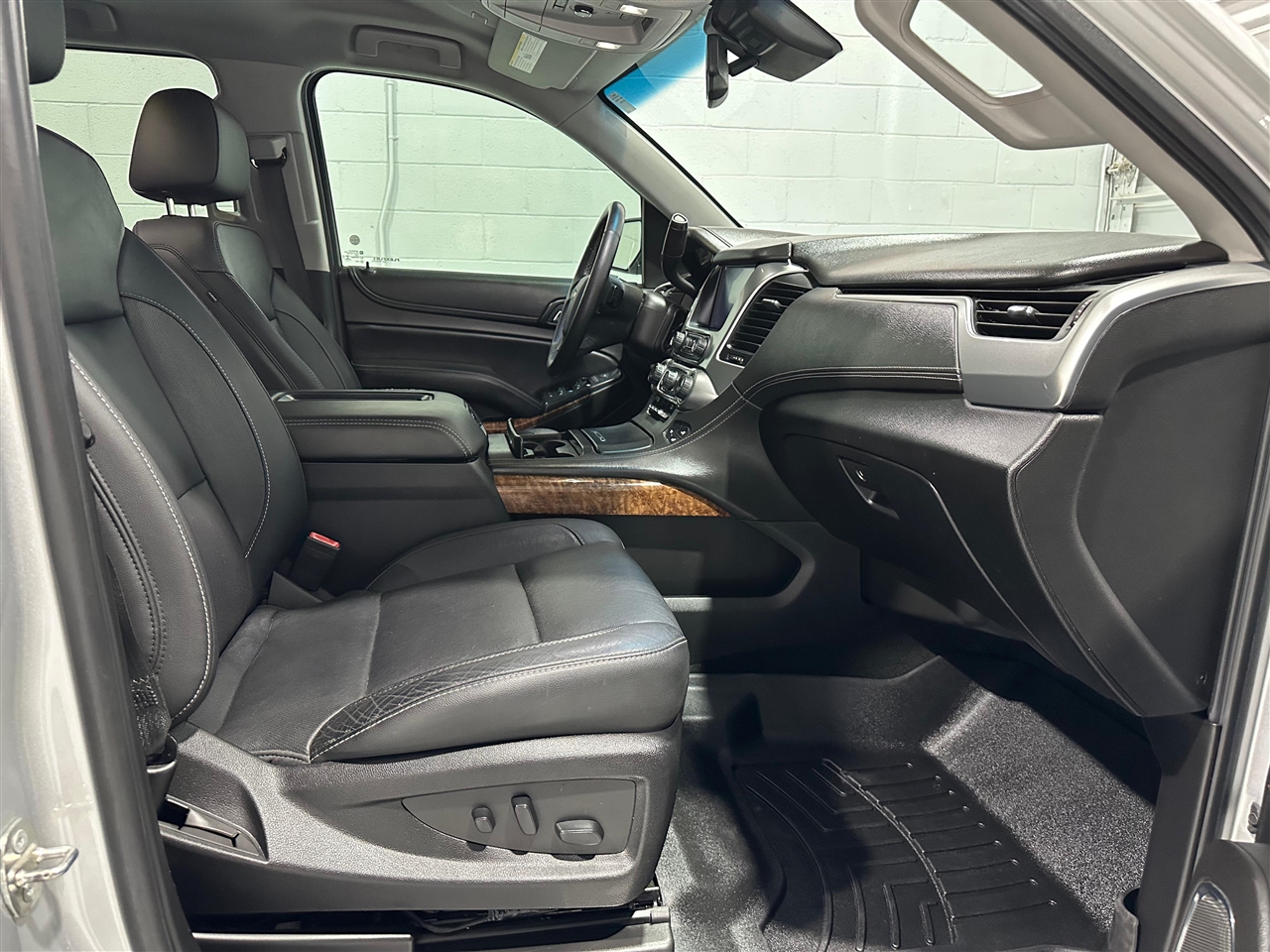Chevrolet Suburban Premier 2WD 2018 Chevrolet Suburban Premier 2WD 2018