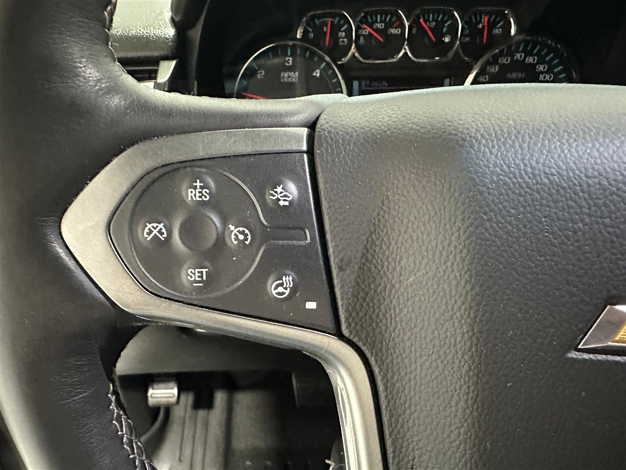 Chevrolet Suburban Premier 2WD 2018 Chevrolet Suburban Premier 2WD 2018