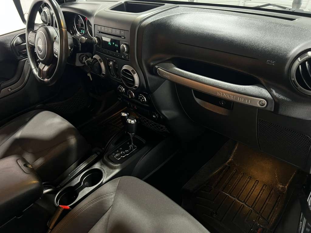 Jeep Wrangler Unlimited Sport 4WD 2013 Jeep Wrangler Unlimited Sport 4WD 2013