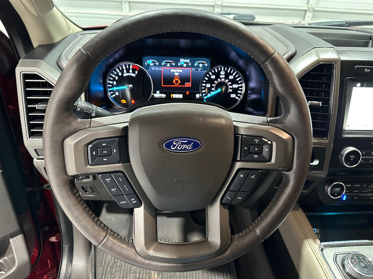 Ford Expedition XLT 2WD 2018 Ford Expedition XLT 2WD 2018