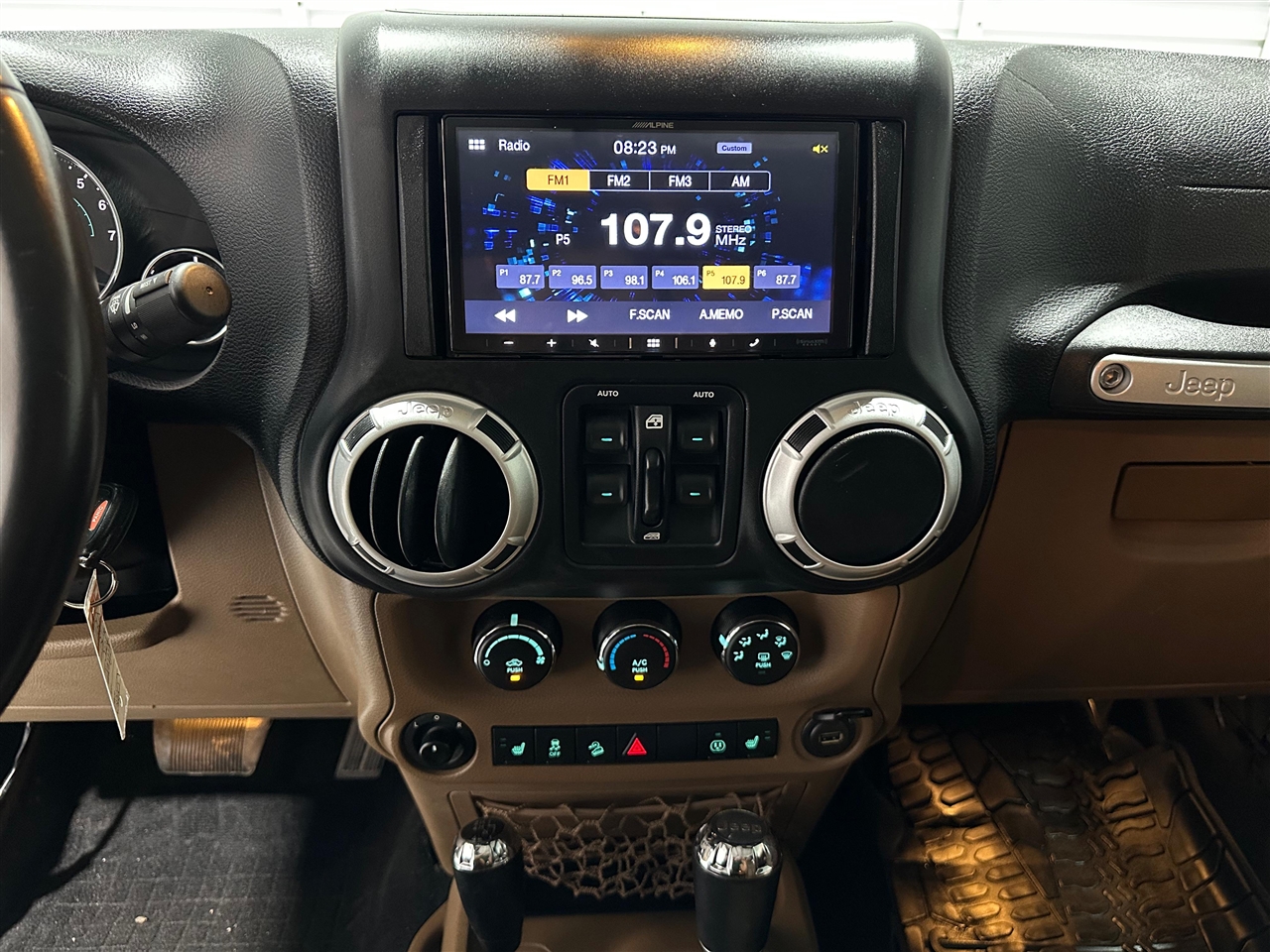 Jeep Wrangler Unlimited Rubicon 4WD 2016 Jeep Wrangler Unlimited Rubicon 4WD 2016