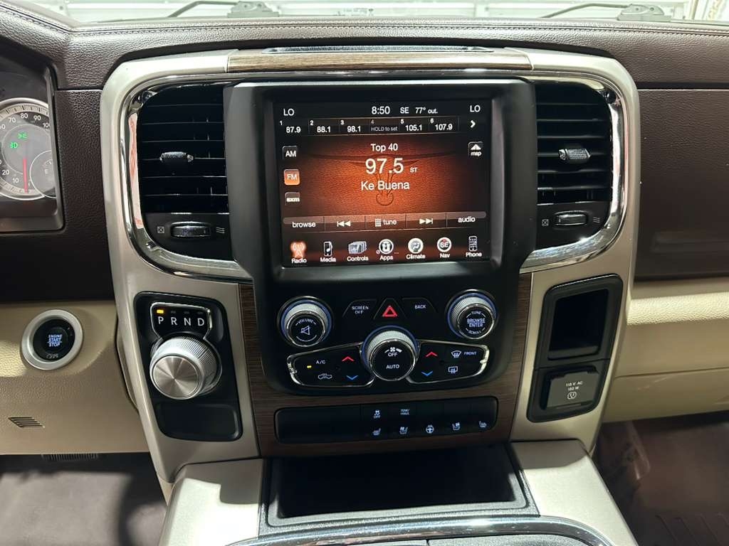 RAM 1500 Laramie Crew Cab SWB 2WD 2017 RAM 1500 Laramie Crew Cab SWB 2WD 2017