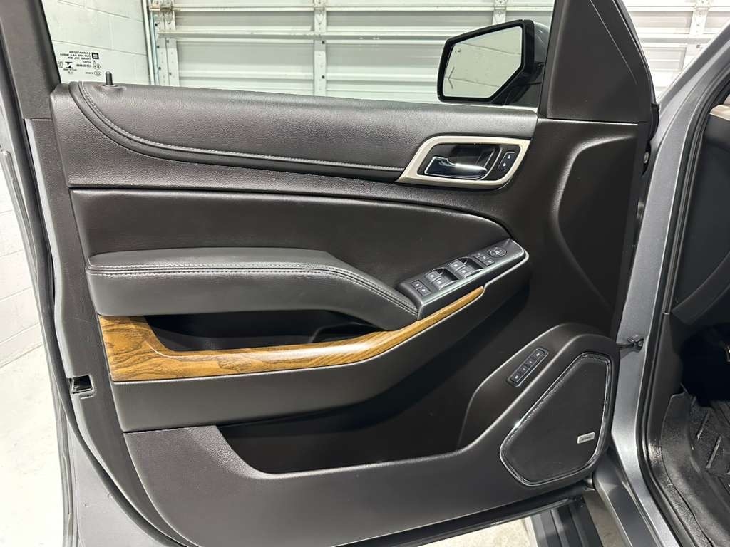 GMC Yukon XL Denali 2WD 2020 GMC Yukon XL Denali 2WD 2020