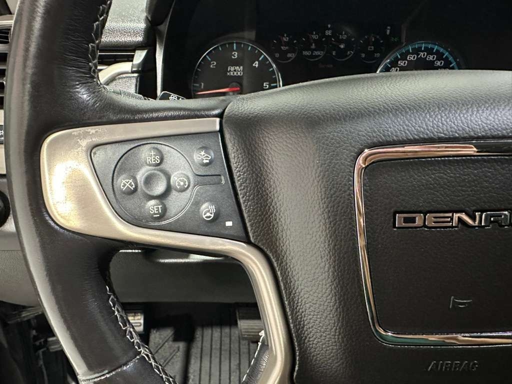 GMC Yukon XL Denali 2WD 2020 GMC Yukon XL Denali 2WD 2020