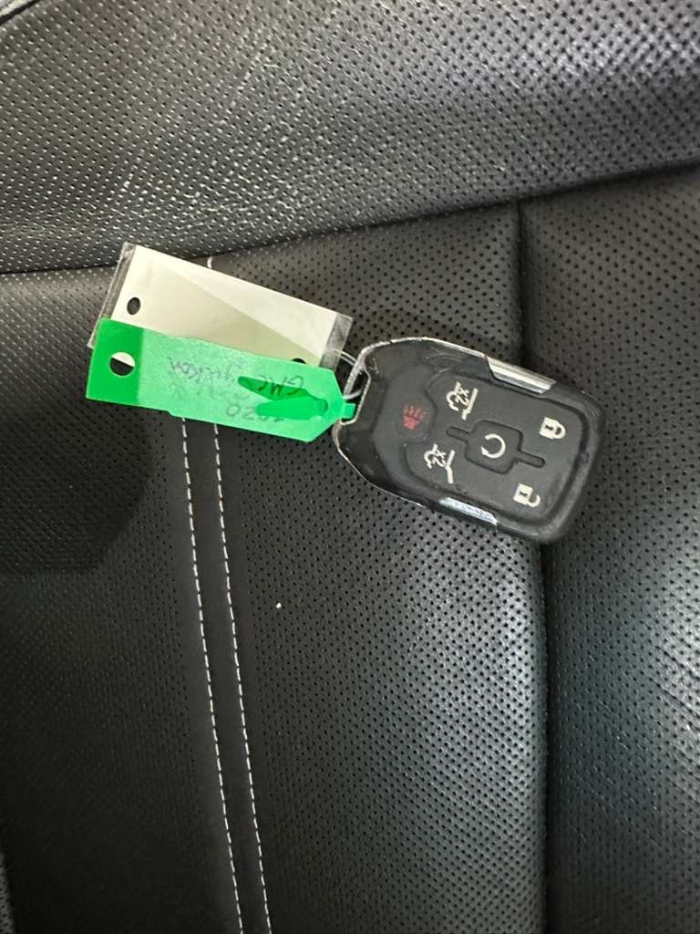 GMC Yukon XL Denali 2WD 2020 GMC Yukon XL Denali 2WD 2020