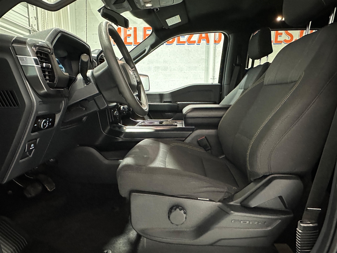 Ford F-150 STX SuperCrew 4WD 2024 Ford F-150 STX SuperCrew 4WD 2024