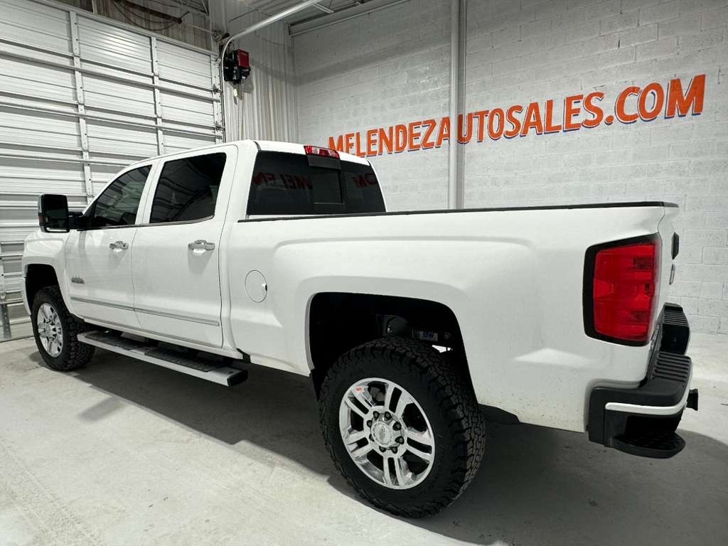 Chevrolet Silverado 2500HD LT Crew Cab 2WD 2016 Chevrolet Silverado 2500HD LT Crew Cab 2WD 2016