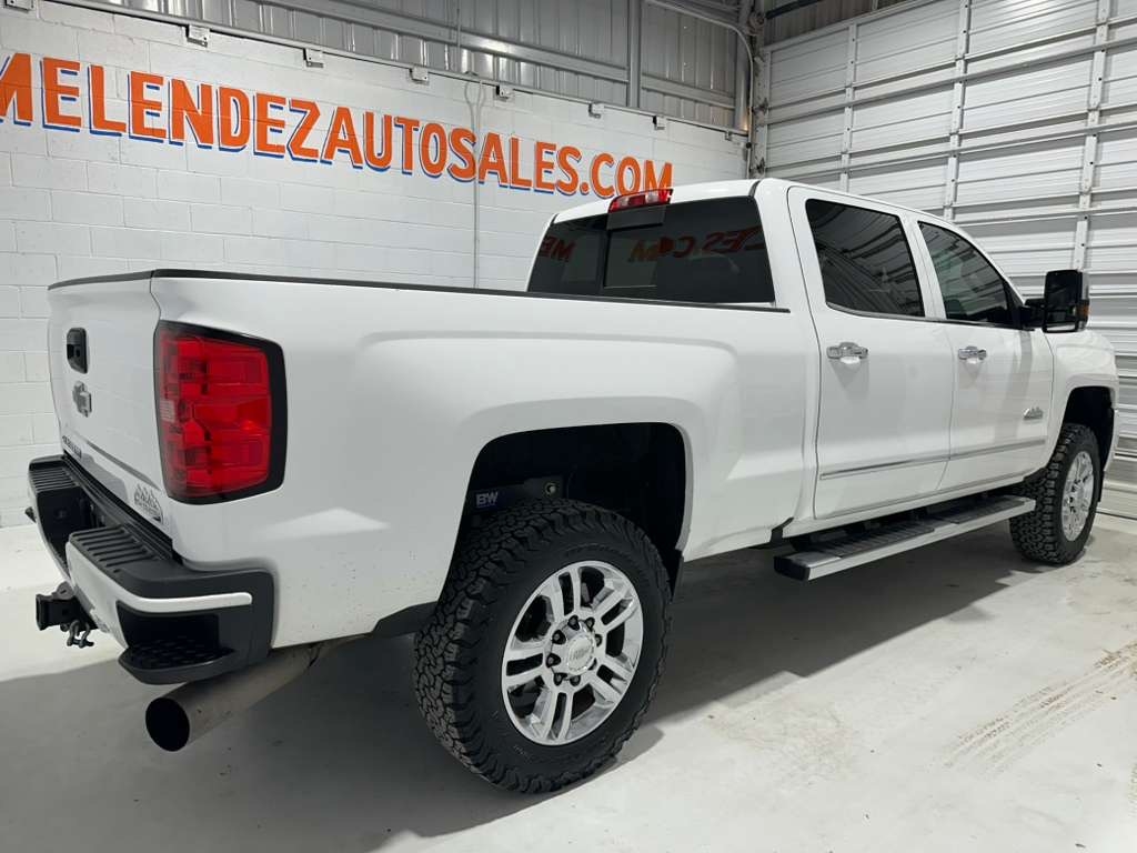 Chevrolet Silverado 2500HD LT Crew Cab 2WD 2016 Chevrolet Silverado 2500HD LT Crew Cab 2WD 2016