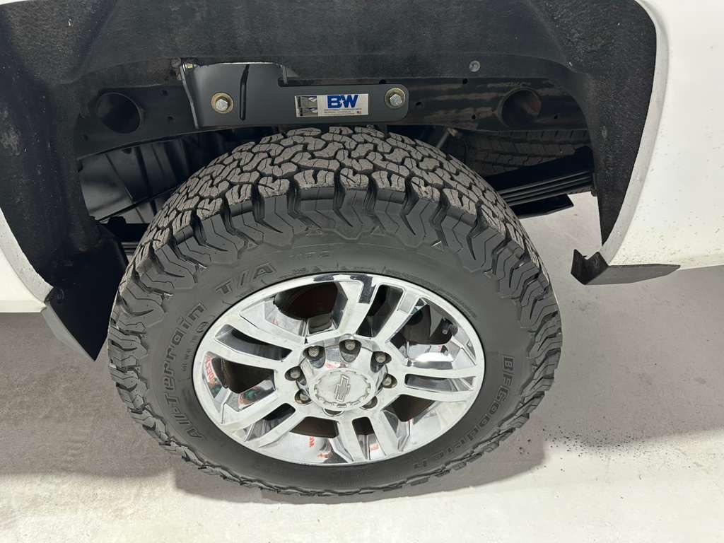 Chevrolet Silverado 2500HD LT Crew Cab 2WD 2016 Chevrolet Silverado 2500HD LT Crew Cab 2WD 2016