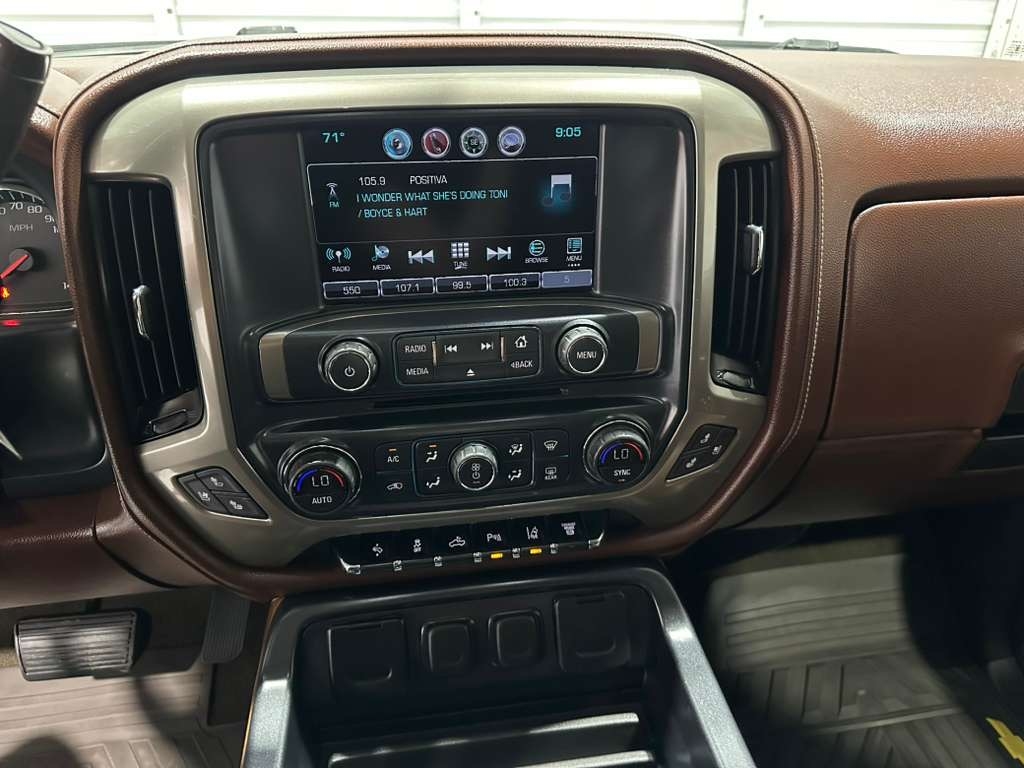 Chevrolet Silverado 2500HD LT Crew Cab 2WD 2016 Chevrolet Silverado 2500HD LT Crew Cab 2WD 2016
