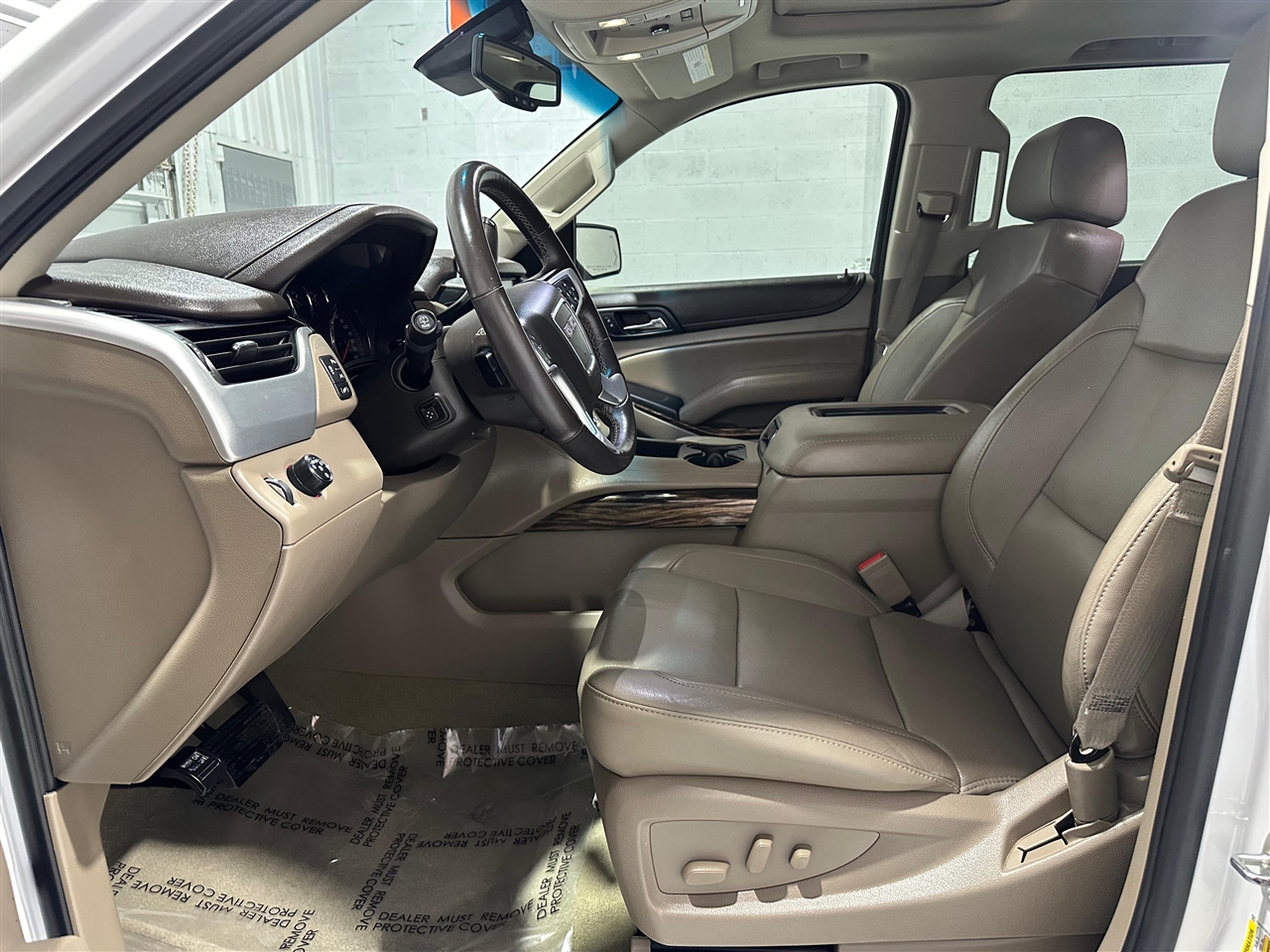 GMC Yukon XL SLT 2WD 2016 GMC Yukon XL SLT 2WD 2016