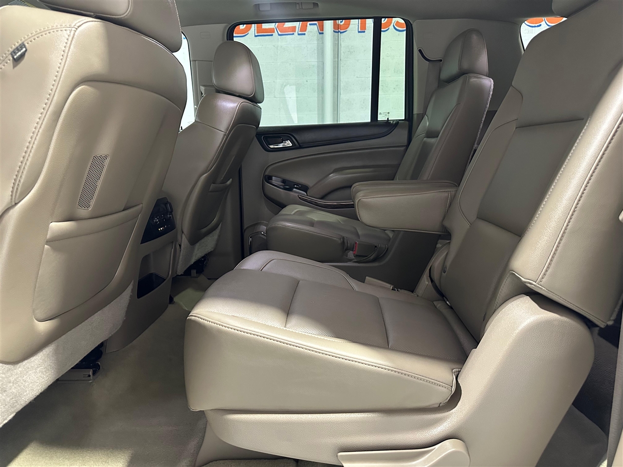 GMC Yukon XL SLT 2WD 2016 GMC Yukon XL SLT 2WD 2016