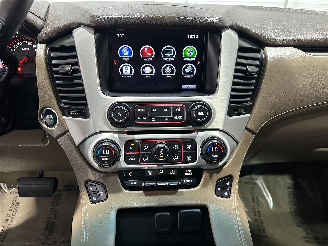 GMC Yukon XL SLT 2WD 2016 GMC Yukon XL SLT 2WD 2016