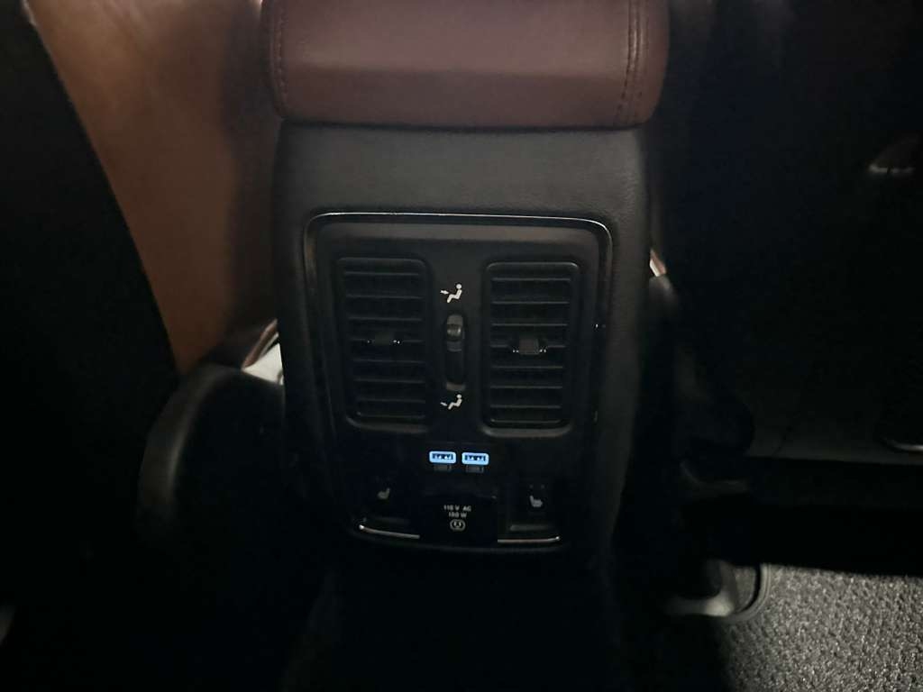 Jeep Grand Cherokee Summit 4WD 2019 Jeep Grand Cherokee Summit 4WD 2019