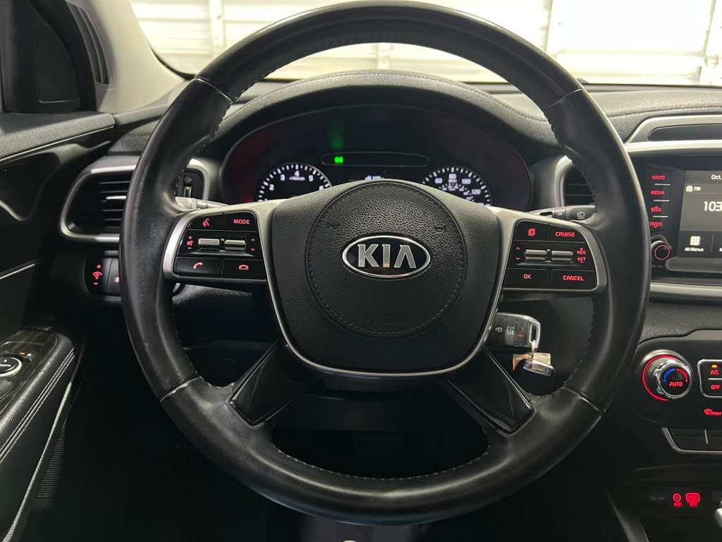 Kia Sorento LX V6 2WD 2019 Kia Sorento LX V6 2WD 2019