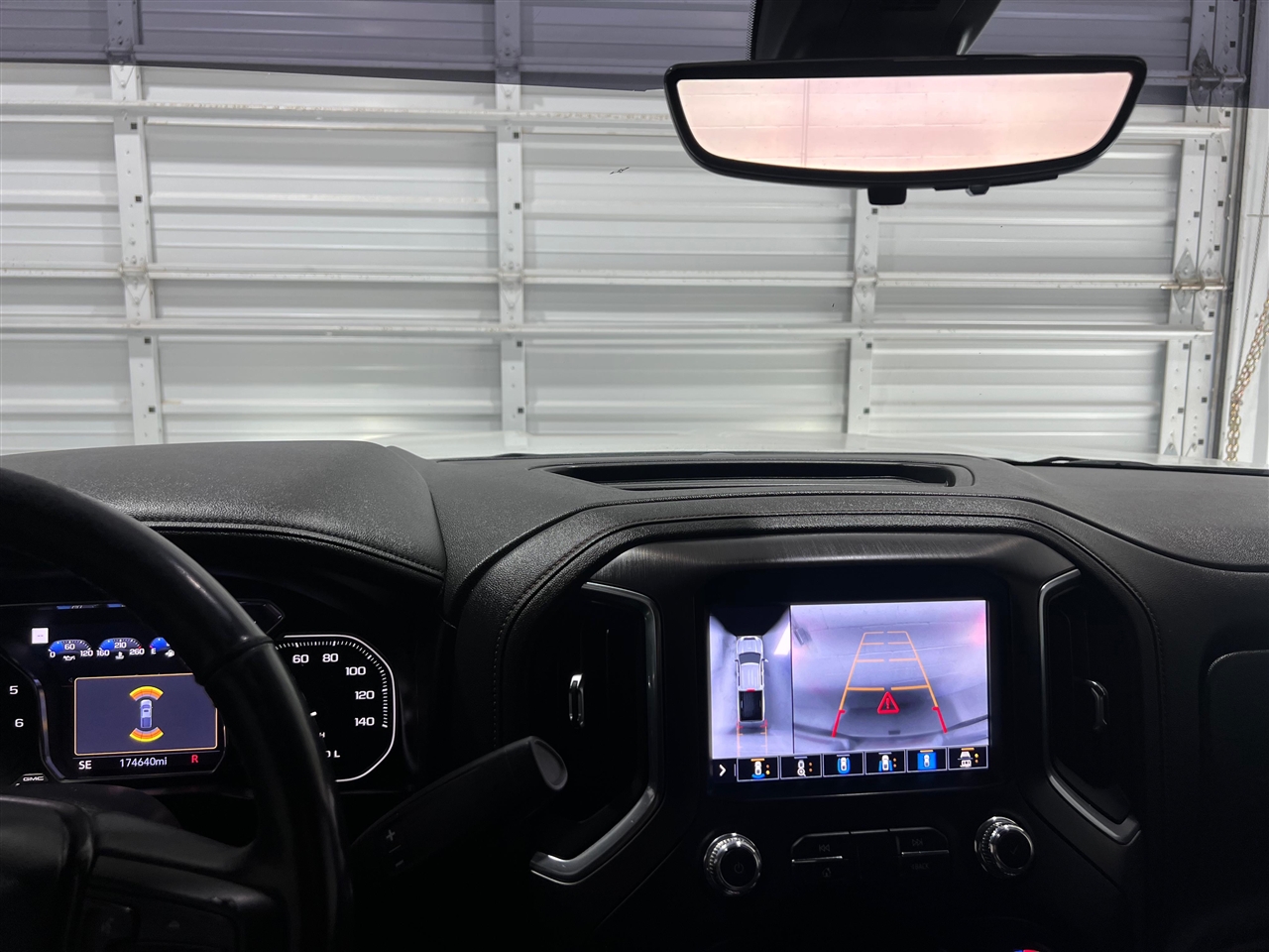 GMC Sierra 2500HD AT4 Crew Cab 4WD 2020 GMC Sierra 2500HD AT4 Crew Cab 4WD 2020