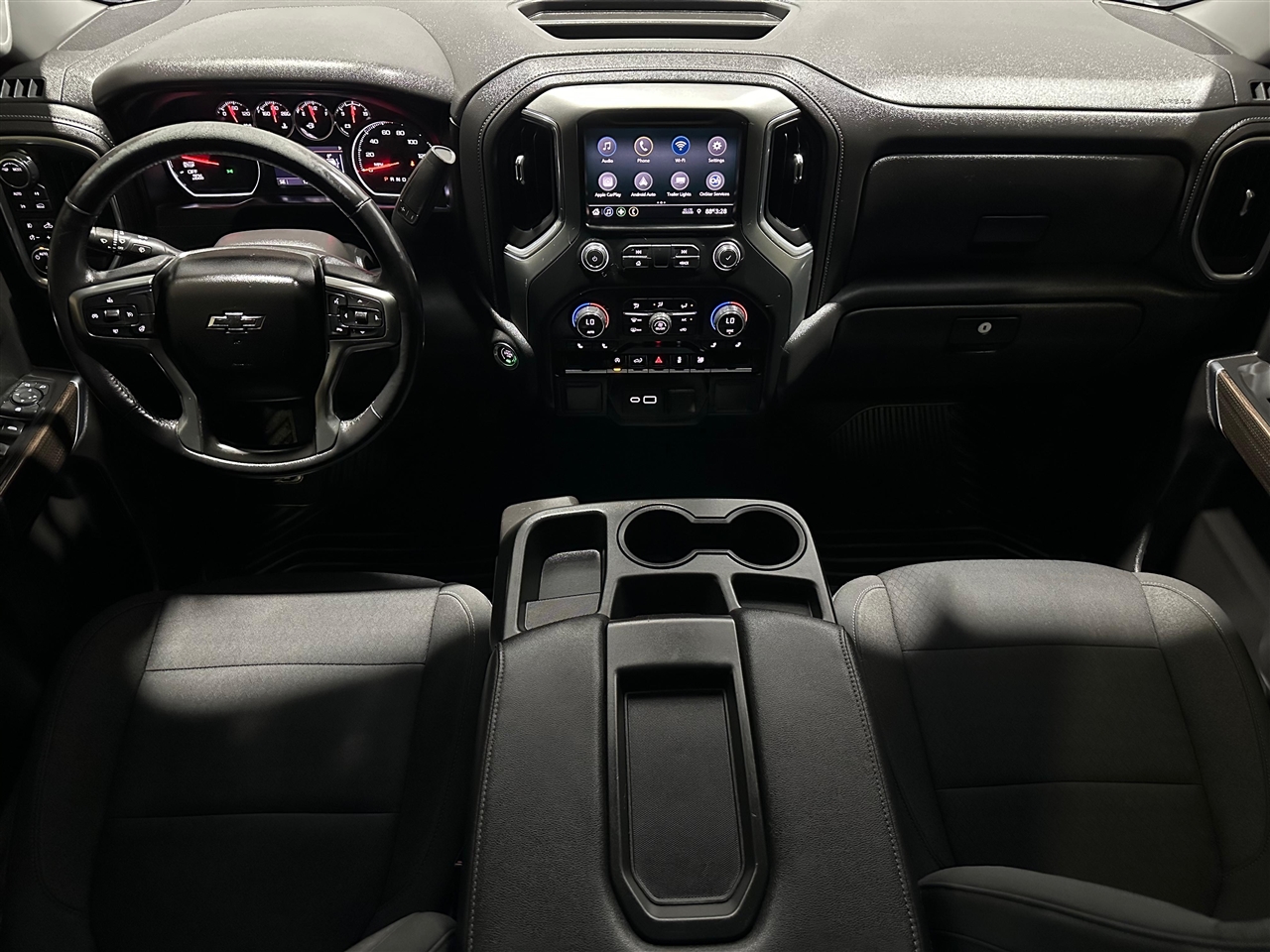 Chevrolet Silverado 1500 RST Crew Cab 4WD 2021 Chevrolet Silverado 1500 RST Crew Cab 4WD 2021