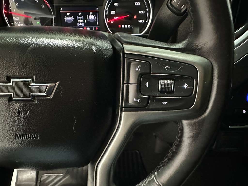 Chevrolet Silverado 1500 RST Crew Cab 4WD 2021 Chevrolet Silverado 1500 RST Crew Cab 4WD 2021