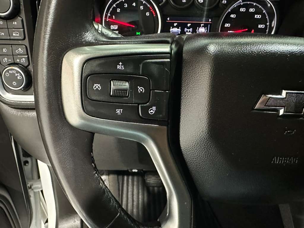 Chevrolet Silverado 1500 RST Crew Cab 4WD 2021 Chevrolet Silverado 1500 RST Crew Cab 4WD 2021