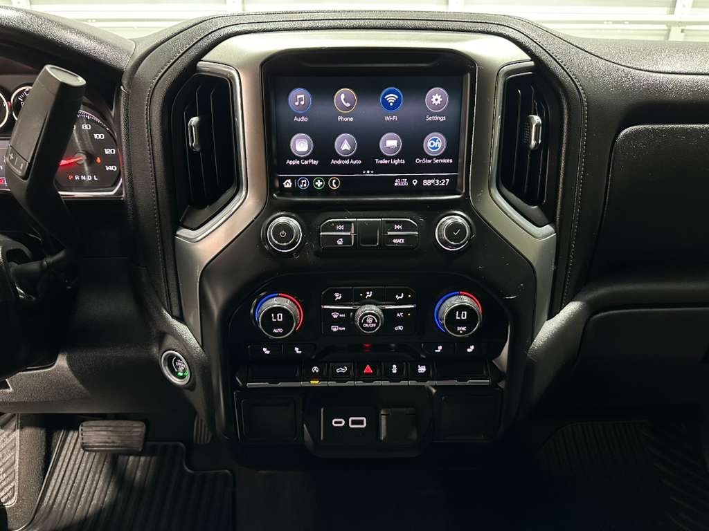 Chevrolet Silverado 1500 RST Crew Cab 4WD 2021 Chevrolet Silverado 1500 RST Crew Cab 4WD 2021