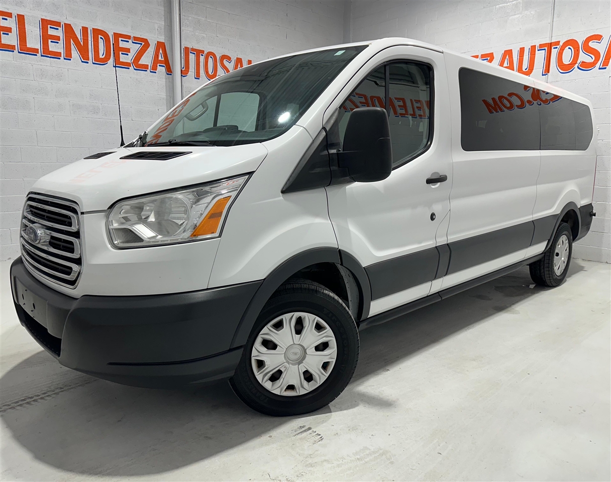 Ford Transit 350 Wagon Low Roof XLT 60/40 Pass. 148-in. WB 2016 Ford Transit 350 Wagon Low Roof XLT 60/40 Pass. 148-in. WB 2016