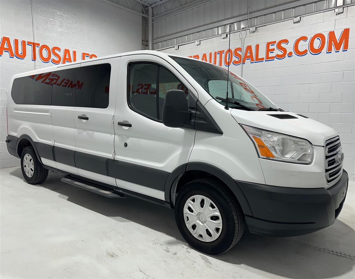 Ford Transit 350 Wagon Low Roof XLT 60/40 Pass. 148-in. WB 2016 Ford Transit 350 Wagon Low Roof XLT 60/40 Pass. 148-in. WB 2016