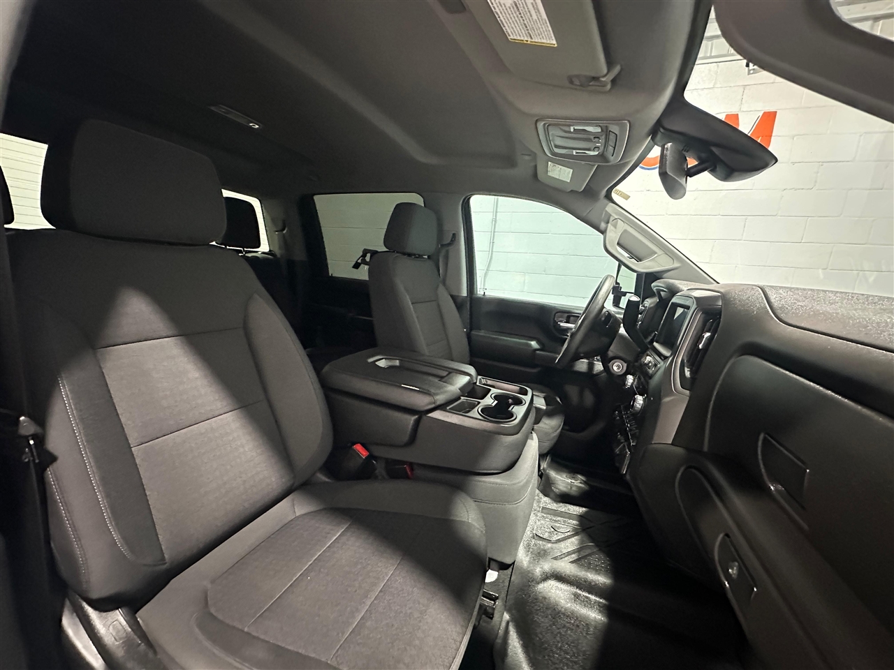 Chevrolet Silverado 2500HD Custom Crew Cab Long Box 4WD 2022 Chevrolet Silverado 2500HD Custom Crew Cab Long Box 4WD 2022