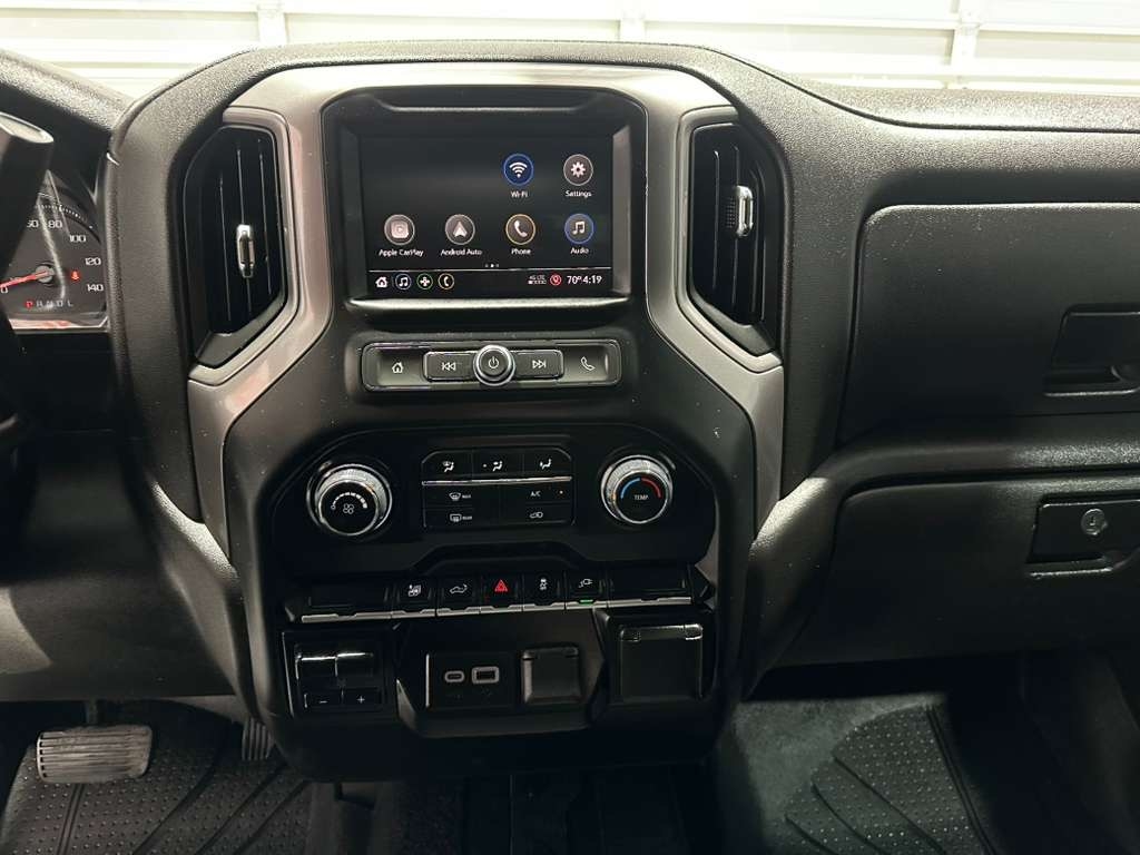 Chevrolet Silverado 2500HD Custom Crew Cab Long Box 4WD 2022 Chevrolet Silverado 2500HD Custom Crew Cab Long Box 4WD 2022