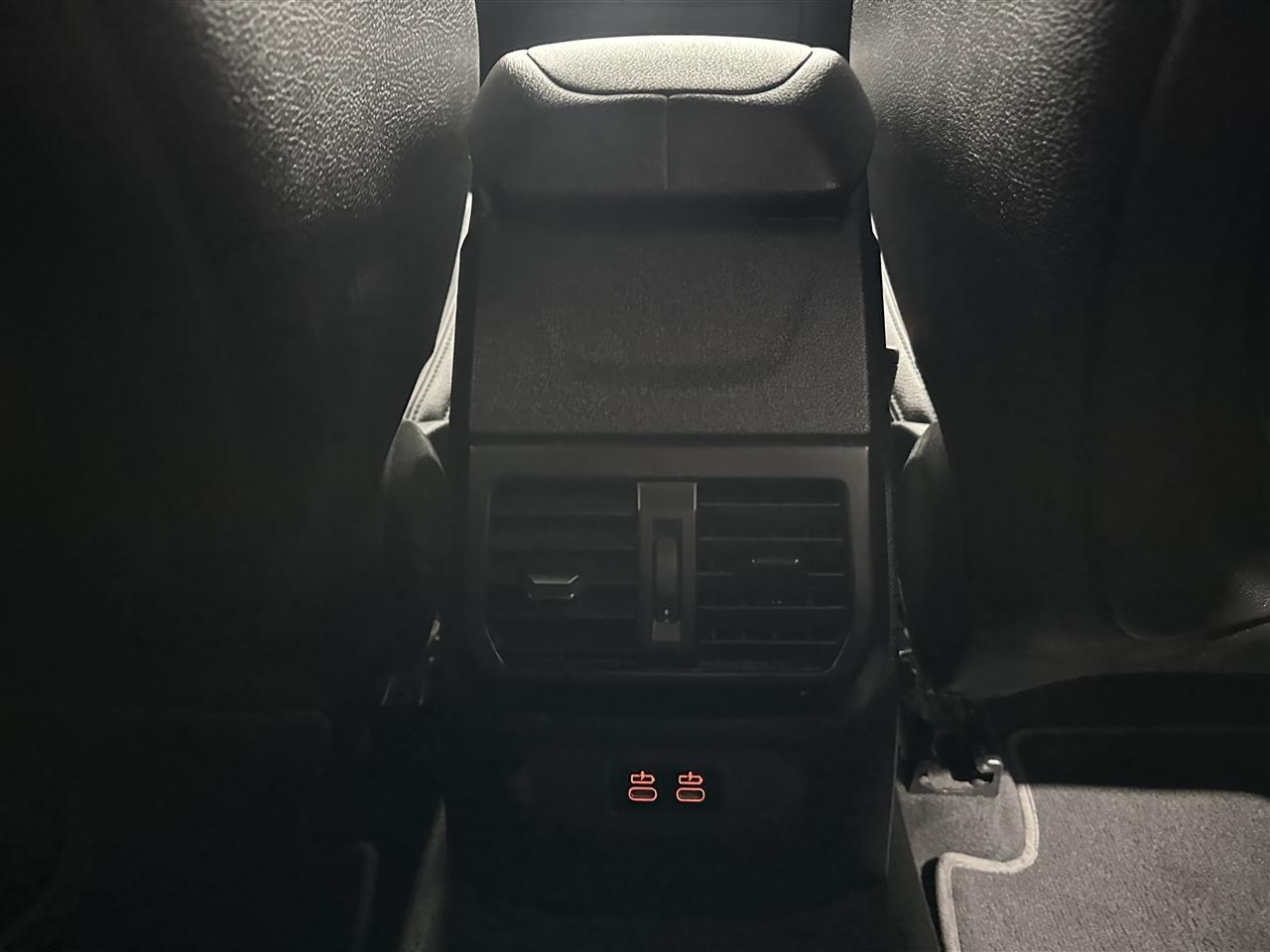 BMW 2-Series Gran Coupe 228i xDrive 2021