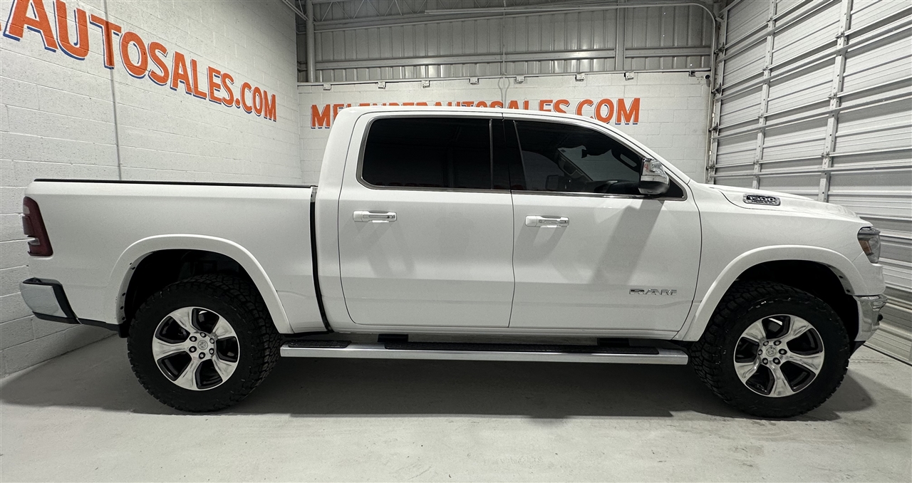 RAM 1500 Laramie Crew Cab SWB 4WD 2022