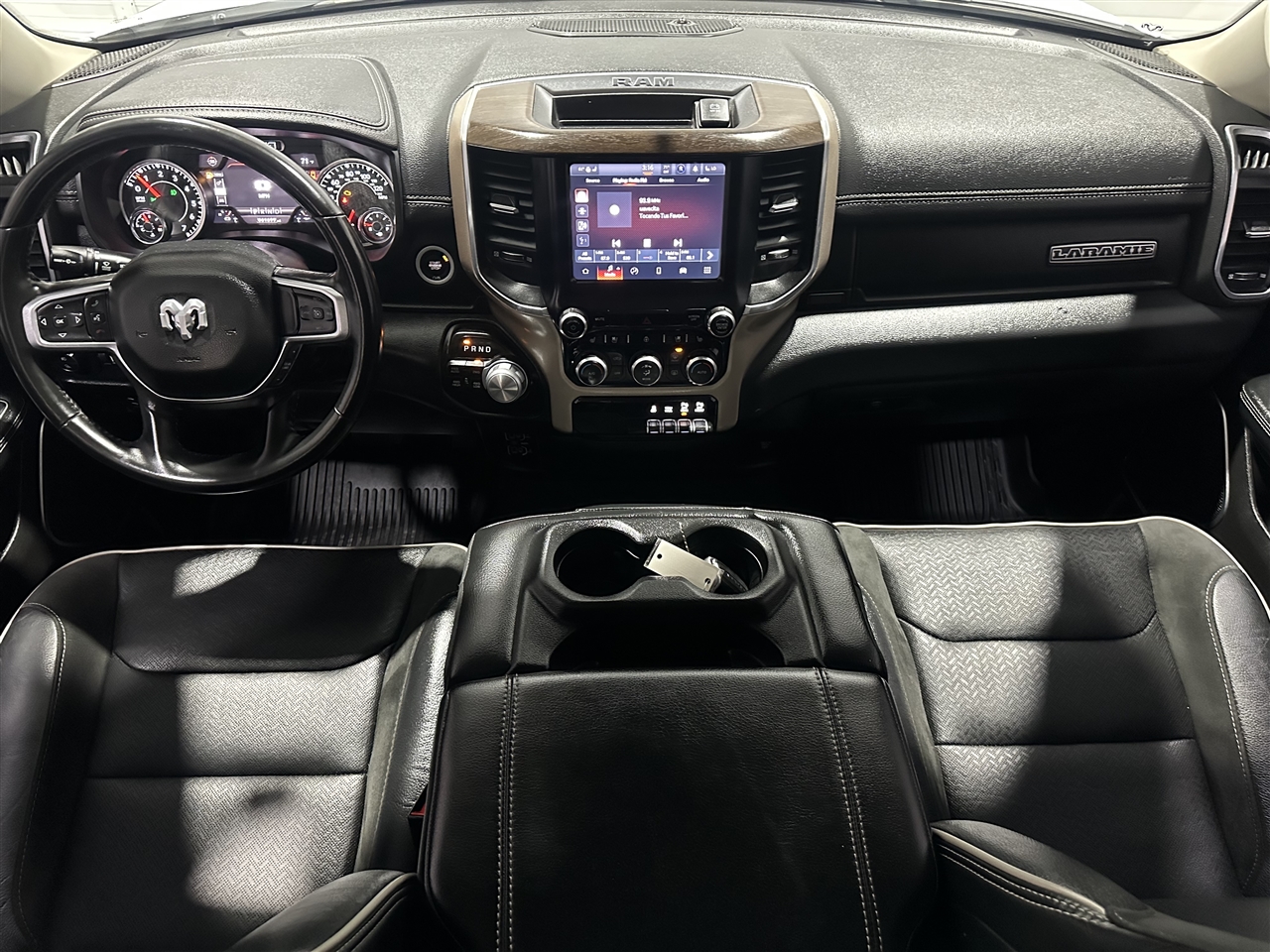 RAM 1500 Laramie Crew Cab SWB 4WD 2022