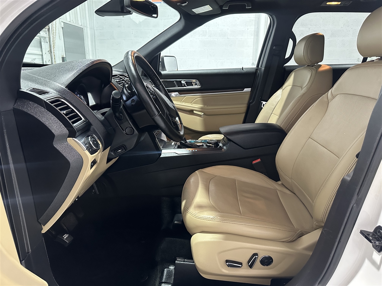 Ford Explorer Limited 4WD 2017