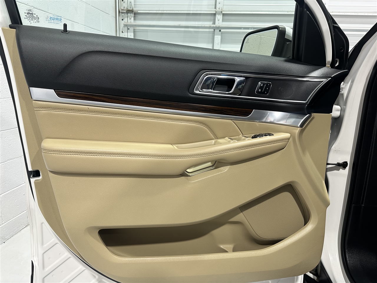 Ford Explorer Limited 4WD 2017