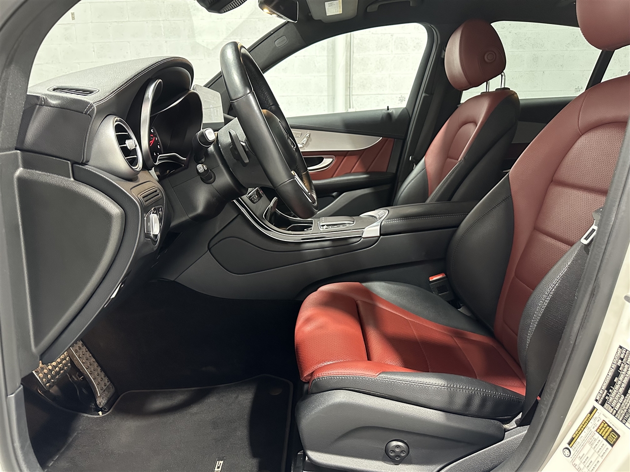 Mercedes-Benz GLC-Class Coupe GLC300 4MATIC 2021