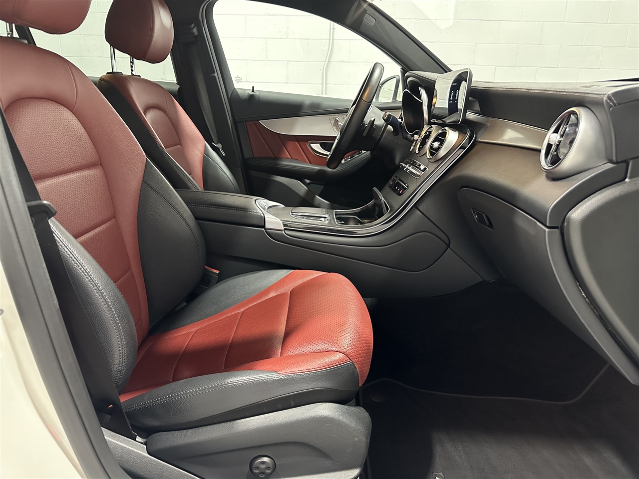 Mercedes-Benz GLC-Class Coupe GLC300 4MATIC 2021