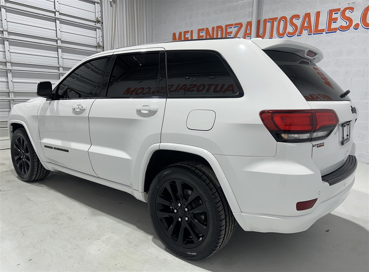 Jeep Grand Cherokee Laredo 2WD 2018