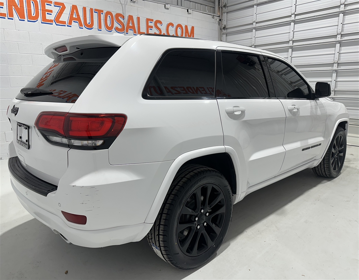 Jeep Grand Cherokee Laredo 2WD 2018