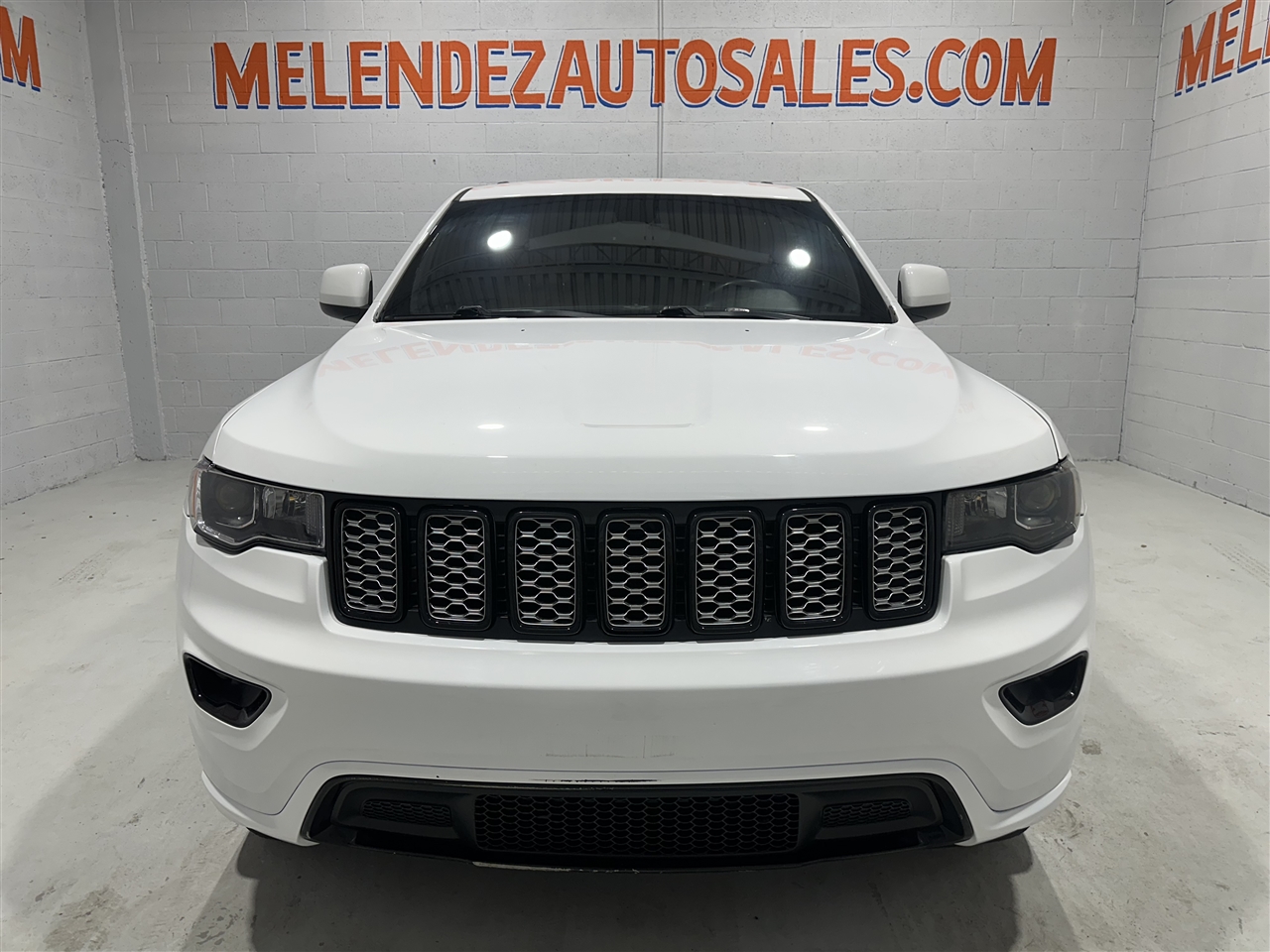 Jeep Grand Cherokee Laredo 2WD 2018