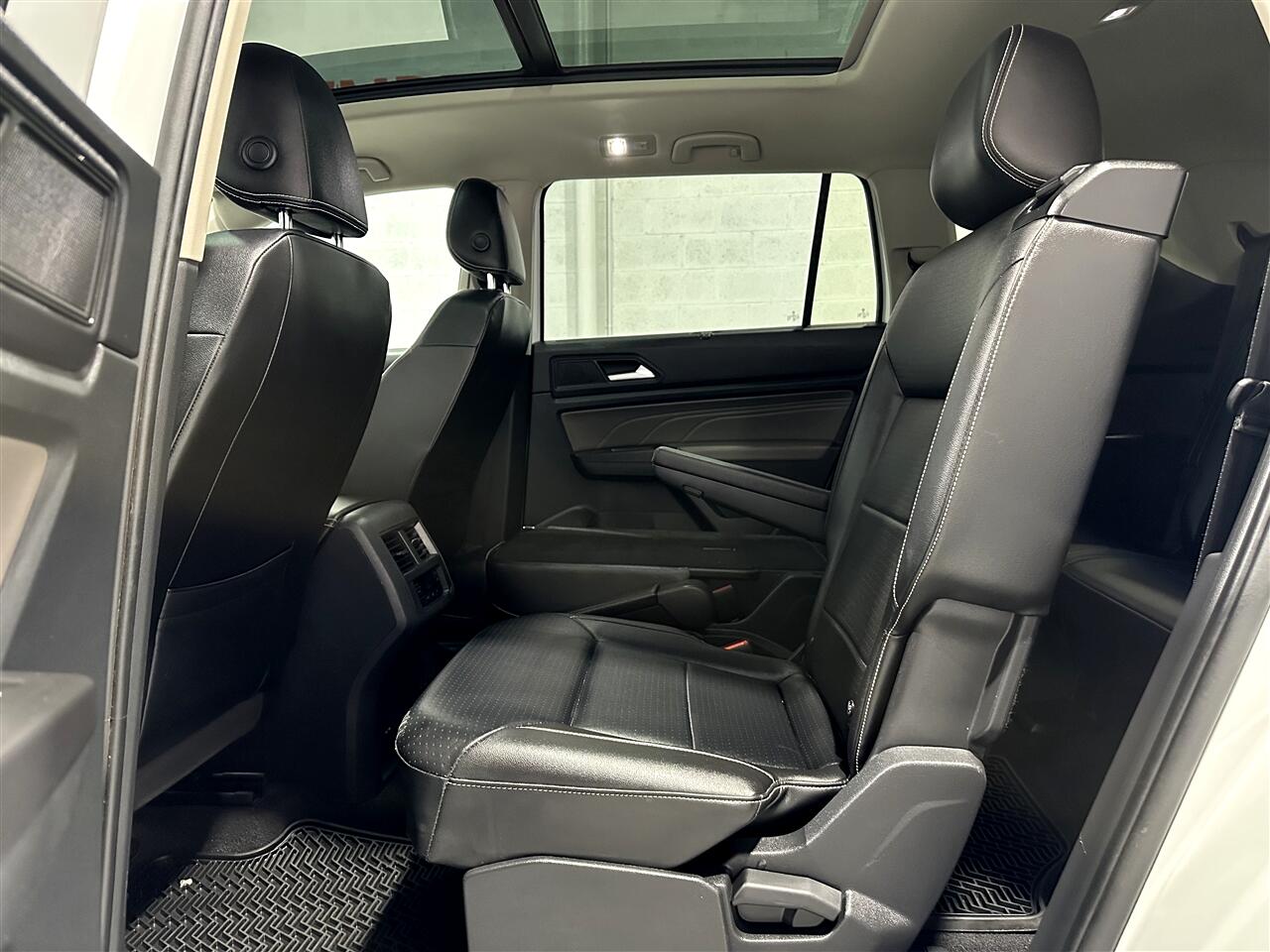 Volkswagen Atlas SEL R-Line 4MOTION 2022