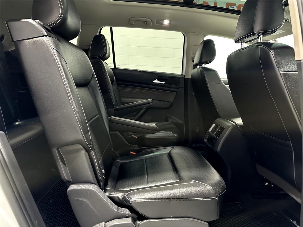 Volkswagen Atlas SEL R-Line 4MOTION 2022