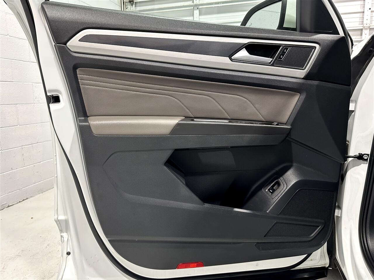 Volkswagen Atlas SEL R-Line 4MOTION 2022