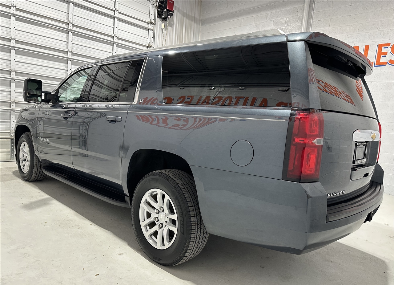Chevrolet Suburban LT 4WD 2019