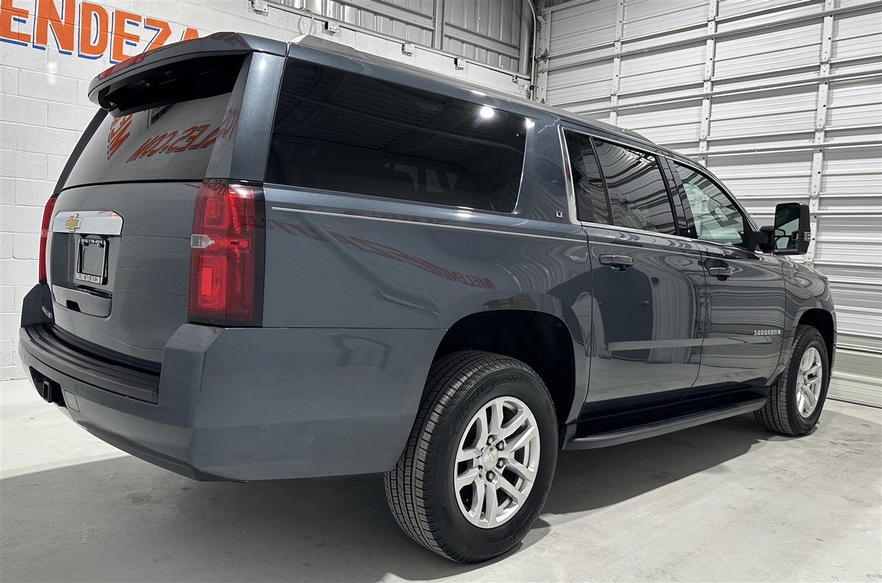 Chevrolet Suburban LT 4WD 2019
