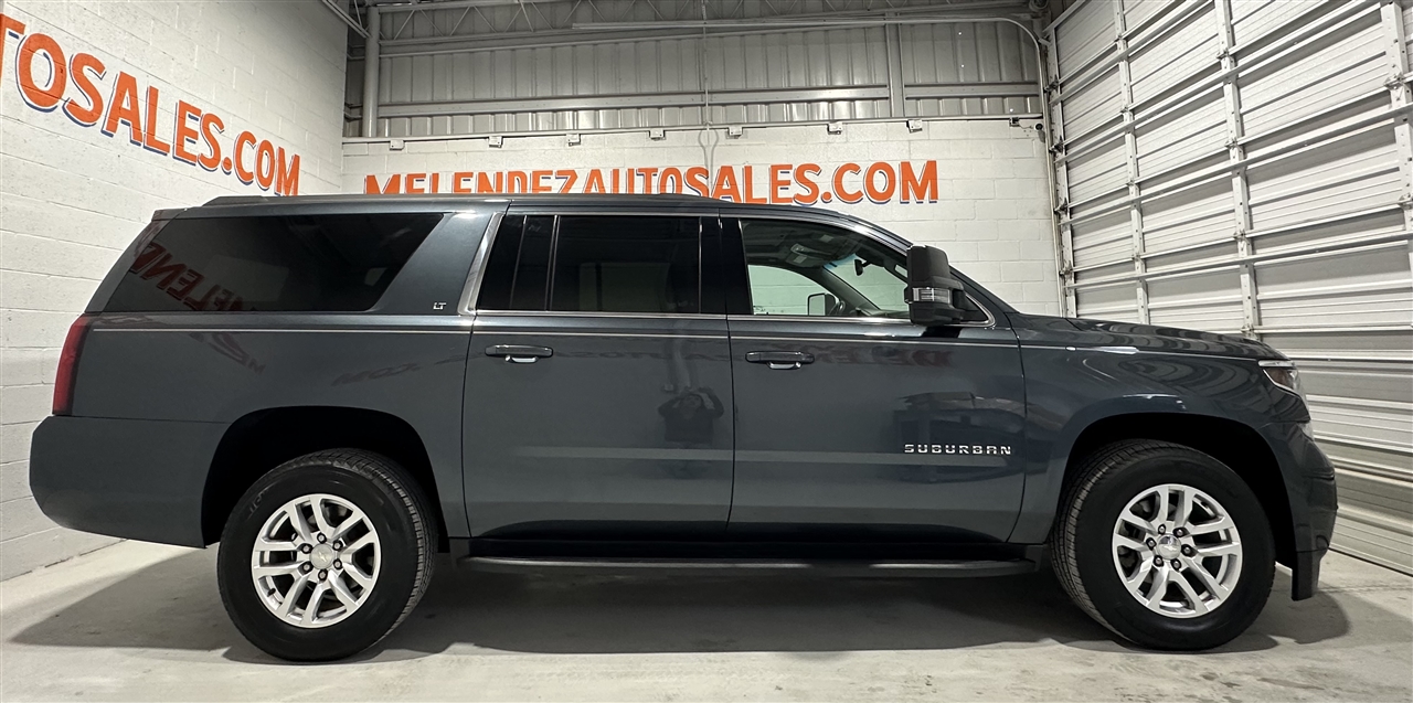 Chevrolet Suburban LT 4WD 2019
