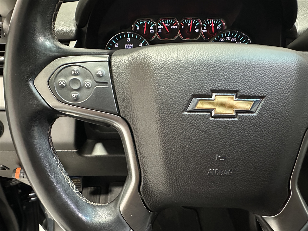 Chevrolet Suburban LT 4WD 2019