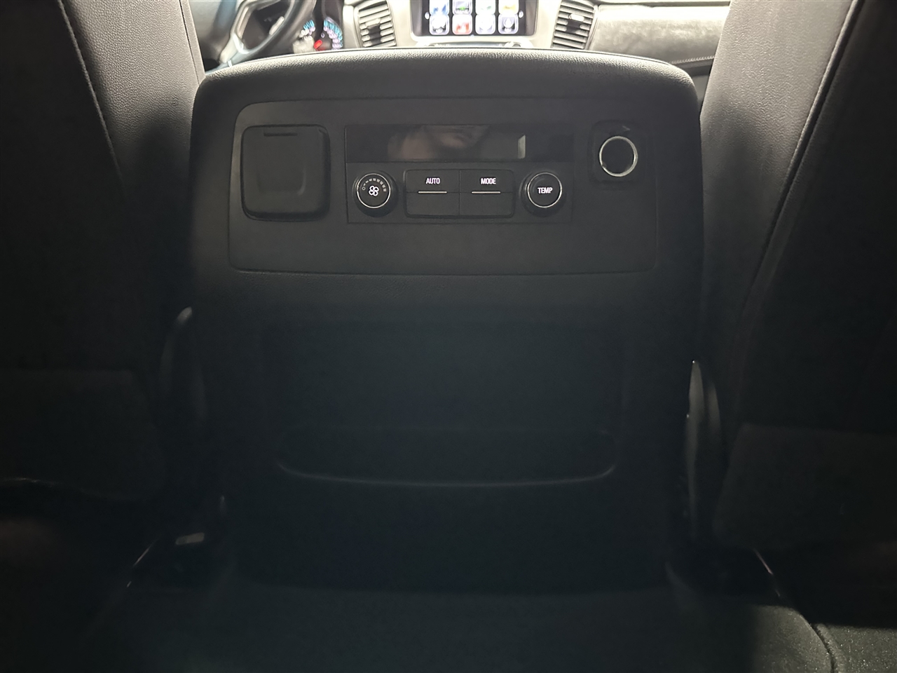 Chevrolet Suburban LT 4WD 2019